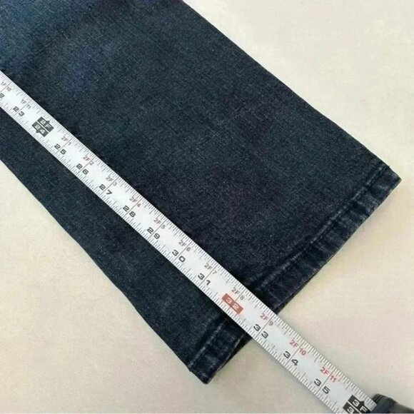 Urban Star Men’s Jeans 2 Pairs Blue Size 30 Relaxed Fit Stretch Work Jeans - Picture 12 of 15